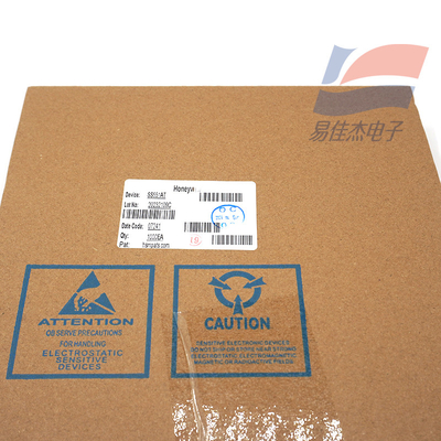 SS551AT SOT-89-3 Package Hall Effect Sensor met een minimale werking van - 40 C