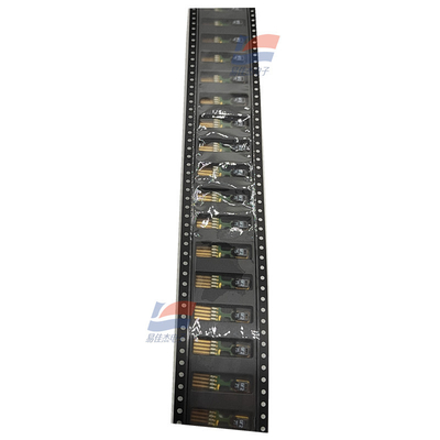 SHT75 pintype temperatuur- en vochtigheidssensorchip gesoldeerd