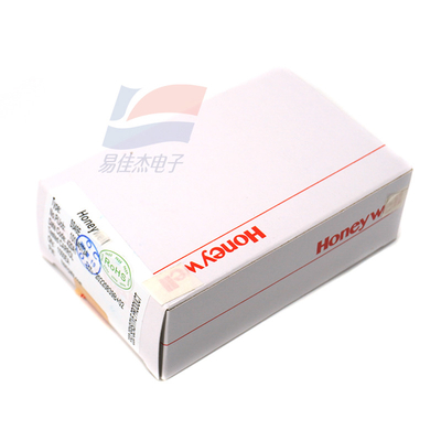 SS49E Door het gat gemonteerde Hall Effect Sensor Compact 10 V Bedrijfstoevoerspanning
