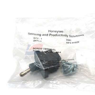 YJJ 2NT1-1 2NT1-2 Double-pole Double-Throw Toggle Switch is geschikt voor installatiescenario's van panelen